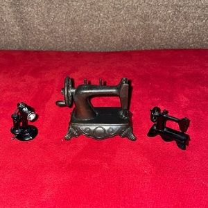 Black Metal Phone/Sewing Machine Lot!